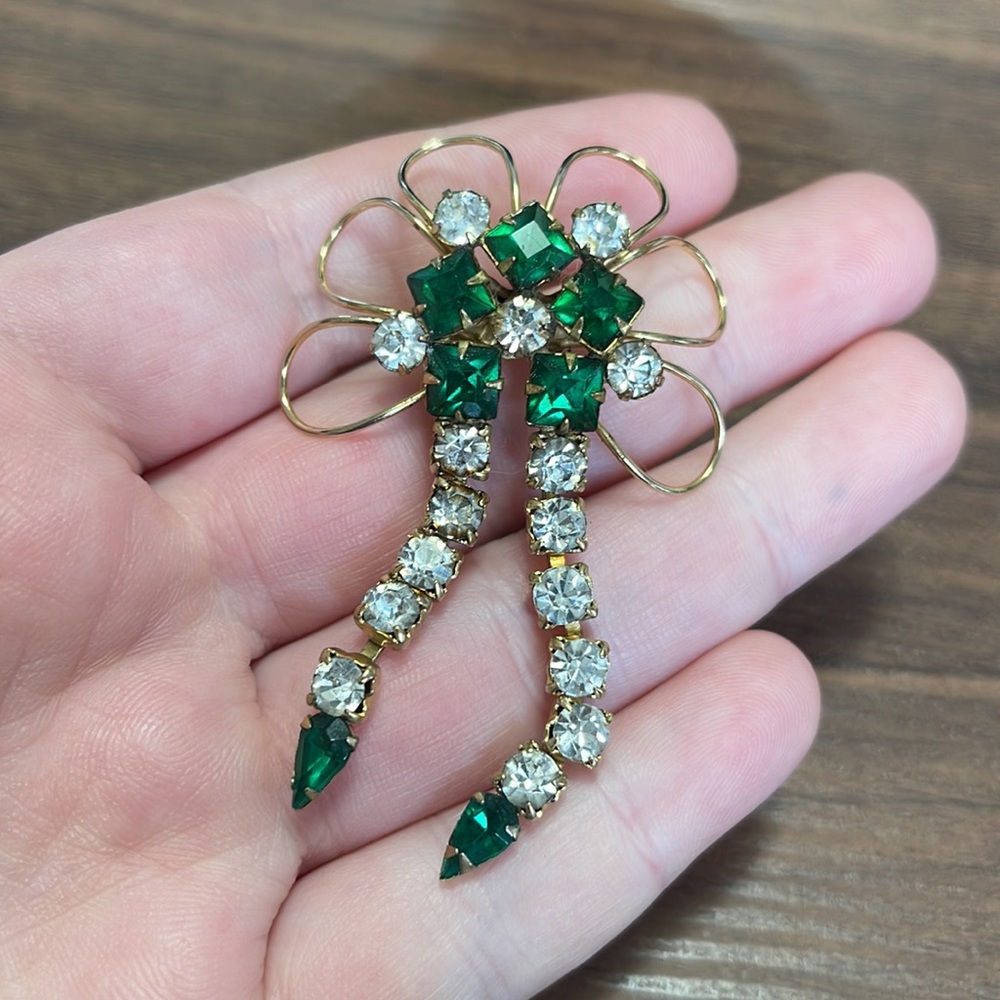 ๐Vintage Emerald Rhinestone Dangle Flower Brooch/Pendant - Picture 4 of 7